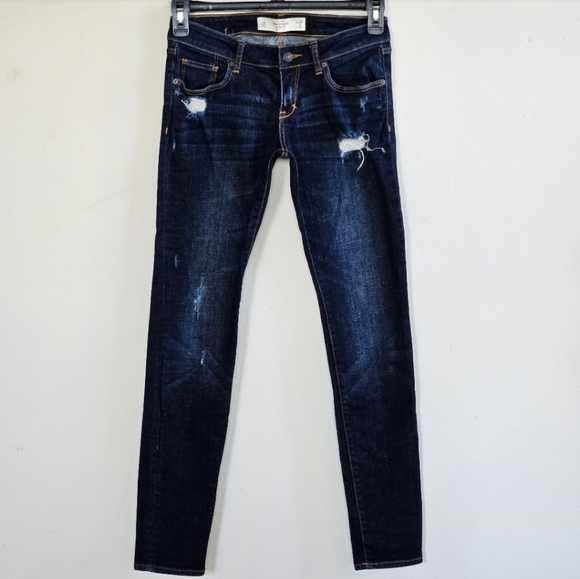 Abercrombie & Fitch Denim - ABERCROMBIE & FITCH SUPER SKINNY SIZE 2R
